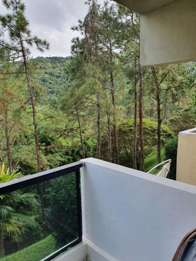 Apartamento até 10 pessoas na enseada Guarujá em condomínio clube praia piscinas salão jogos quadra futebol campo parquinho brinquedos Wi-fi Home office Exterior foto