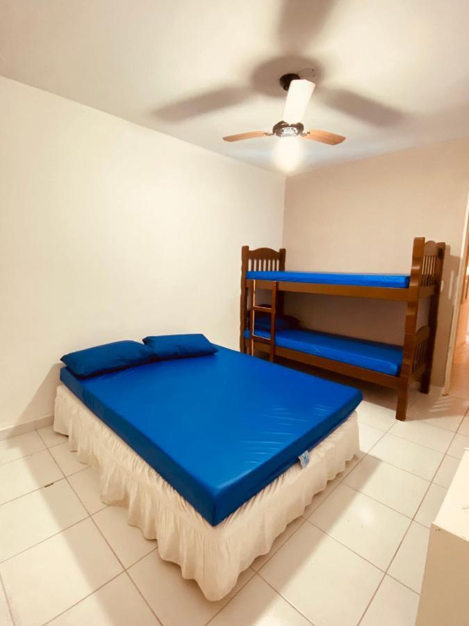Apartamento até 10 pessoas na enseada Guarujá em condomínio clube praia piscinas salão jogos quadra futebol campo parquinho brinquedos Wi-fi Home office Exterior foto